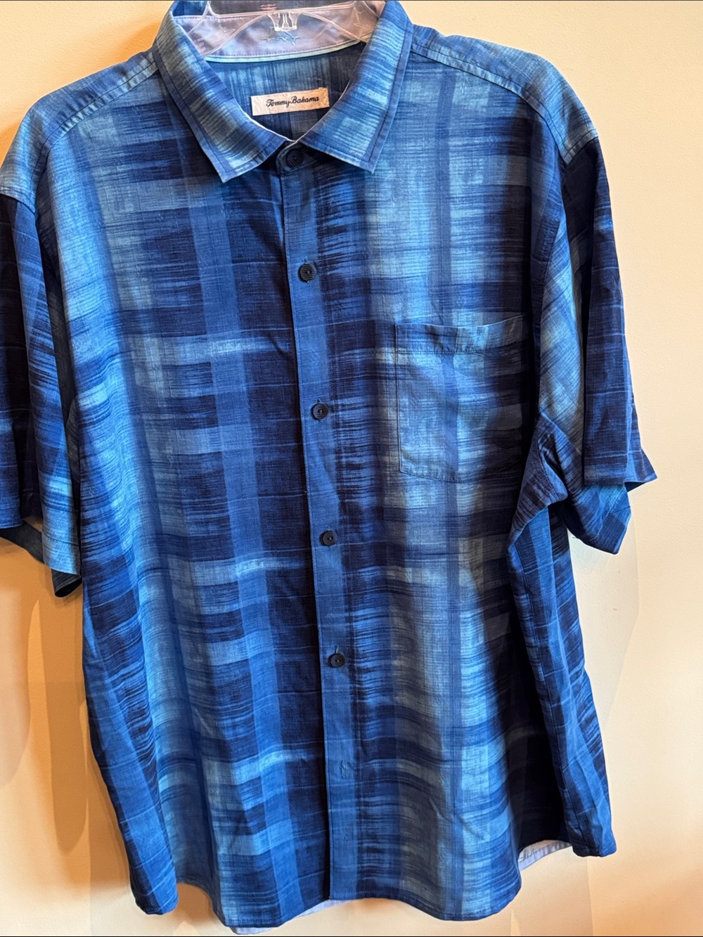 Tommy Bahama Blue Plaid Short-Sleeve Button Down Shirt